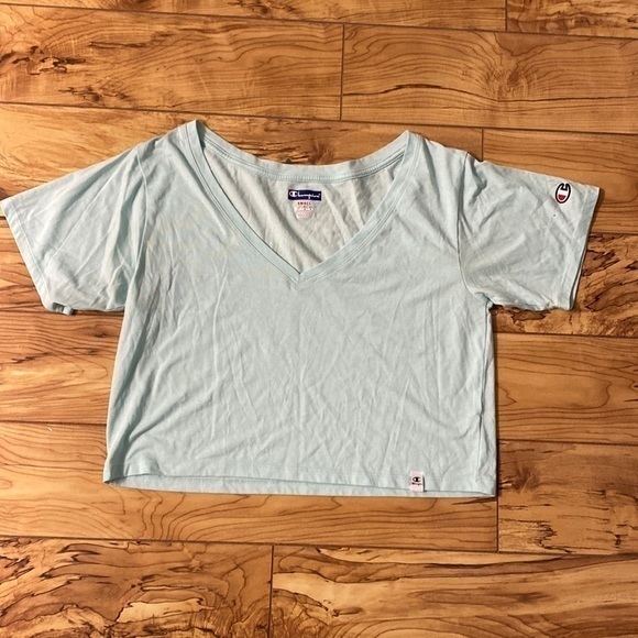 Champion Tops - Champion cropped oversized T